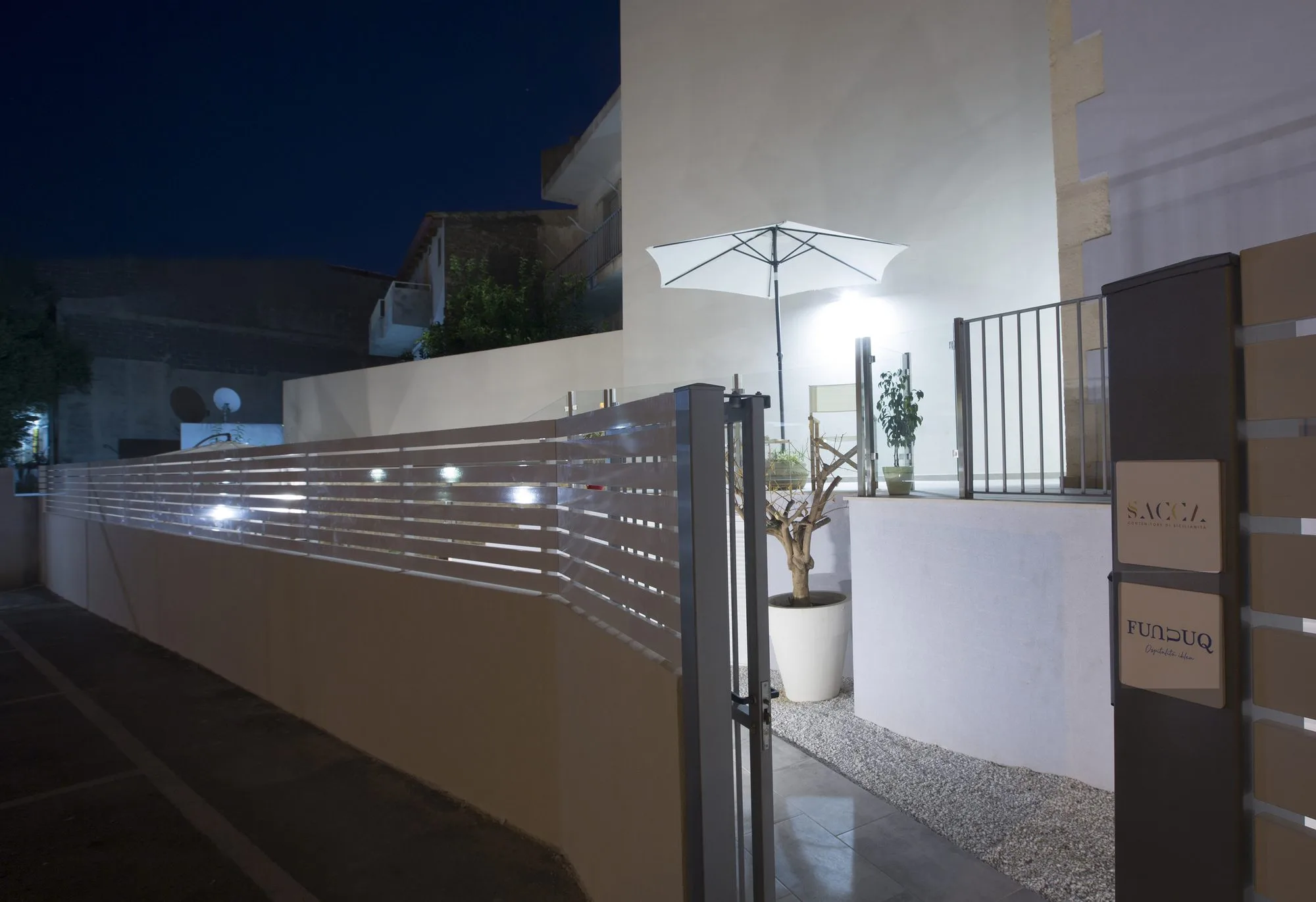 — L’ingresso di Funduq